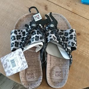 Muk Luks Leopard print sandals
